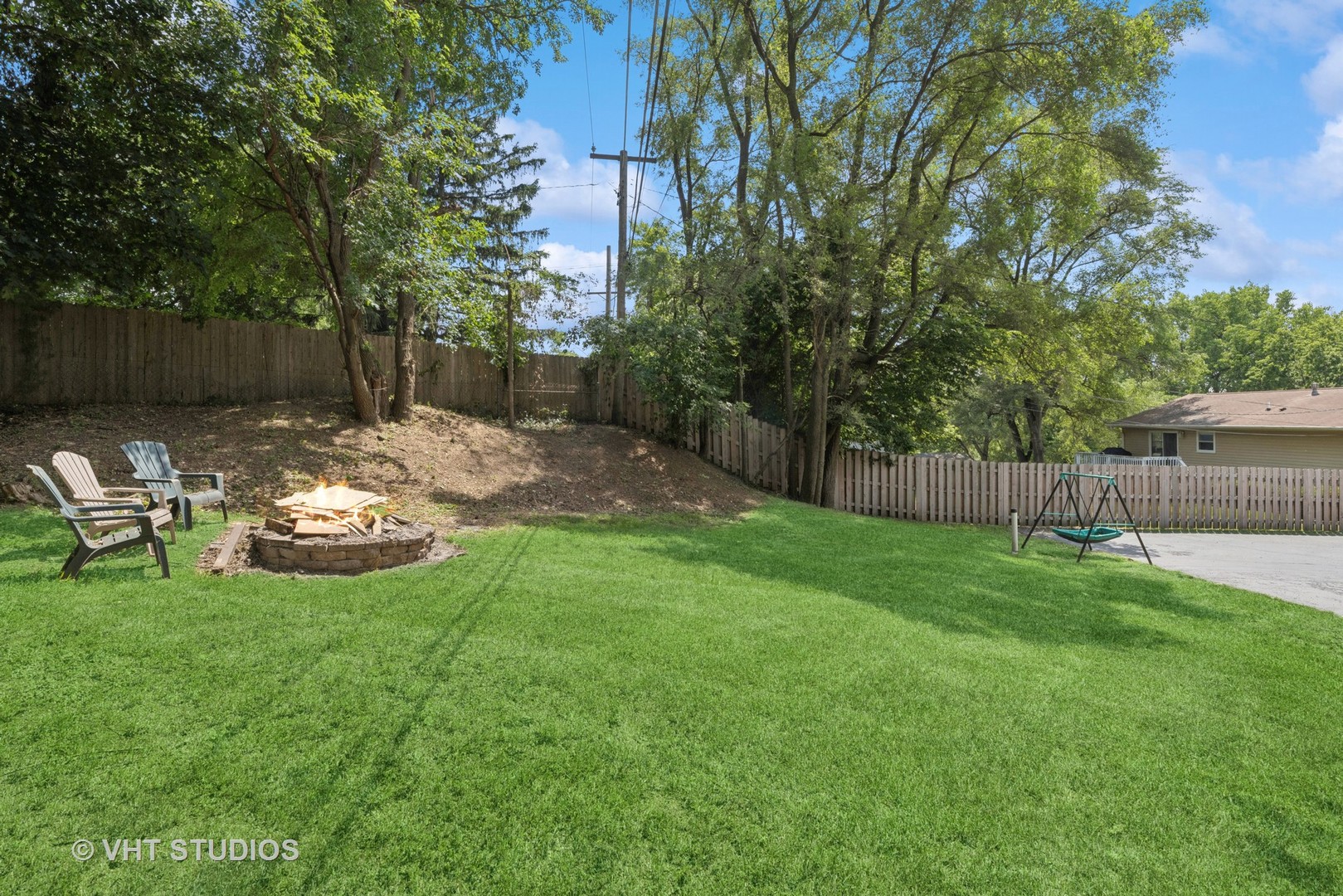 35083 N Sheridan Drive, Ingleside, IL 60041