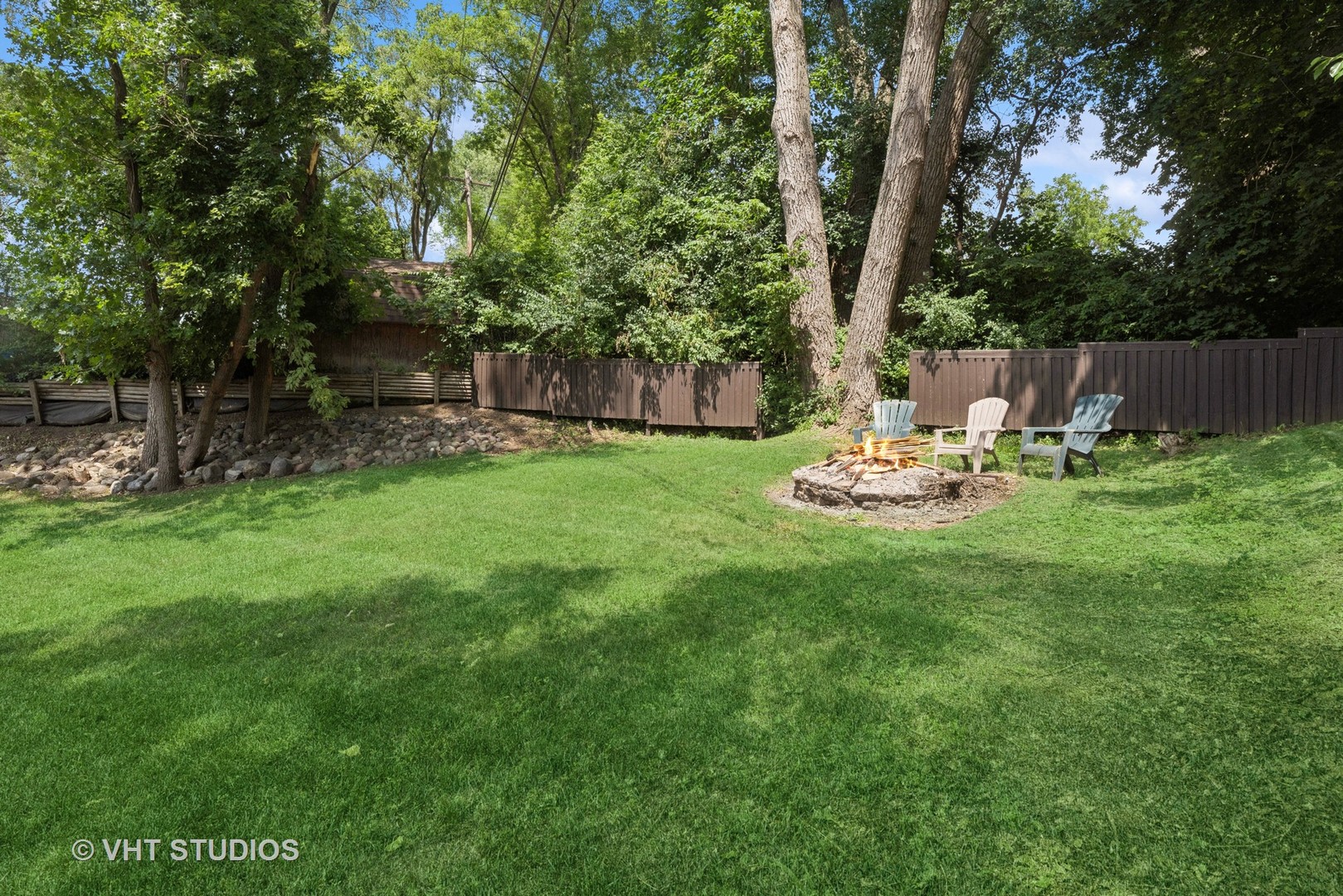 35083 N Sheridan Drive, Ingleside, IL 60041