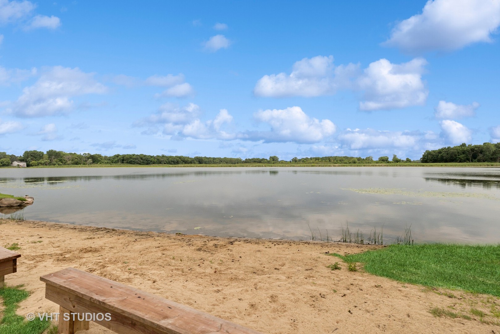 35083 N Sheridan Drive, Ingleside, IL 60041