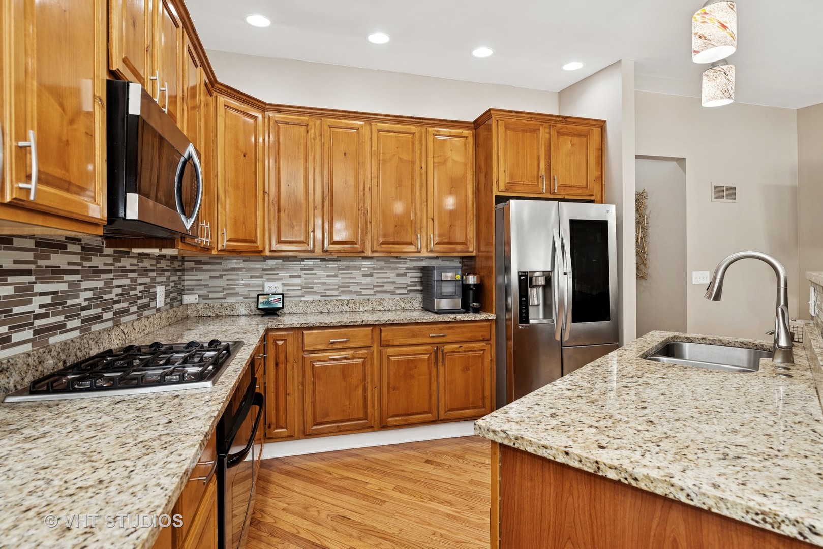 35083 N Sheridan Drive, Ingleside, IL 60041