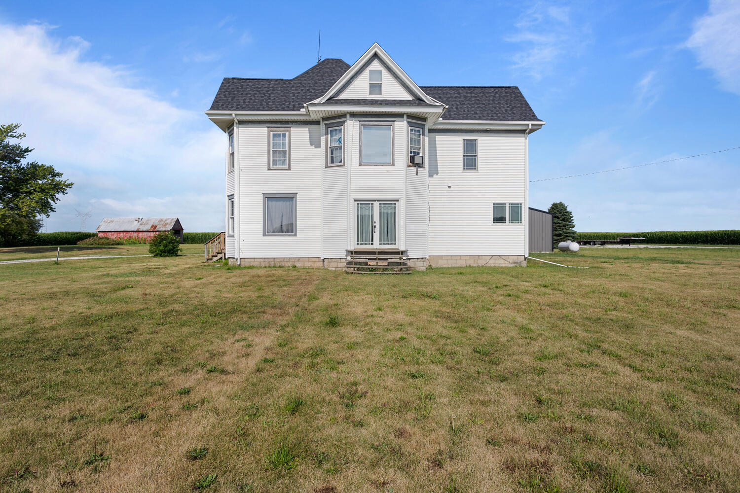 14373 N 1700 East Road, Pontiac, IL 61764