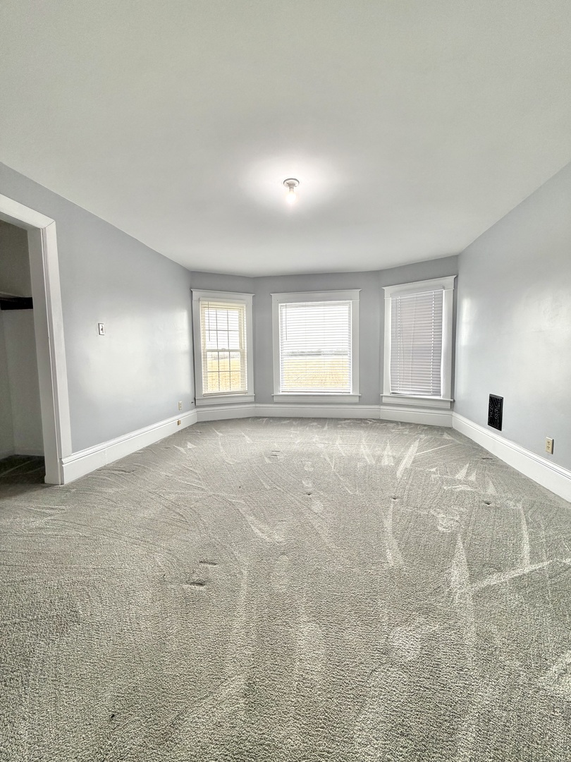 14373 N 1700 East Road, Pontiac, IL 61764