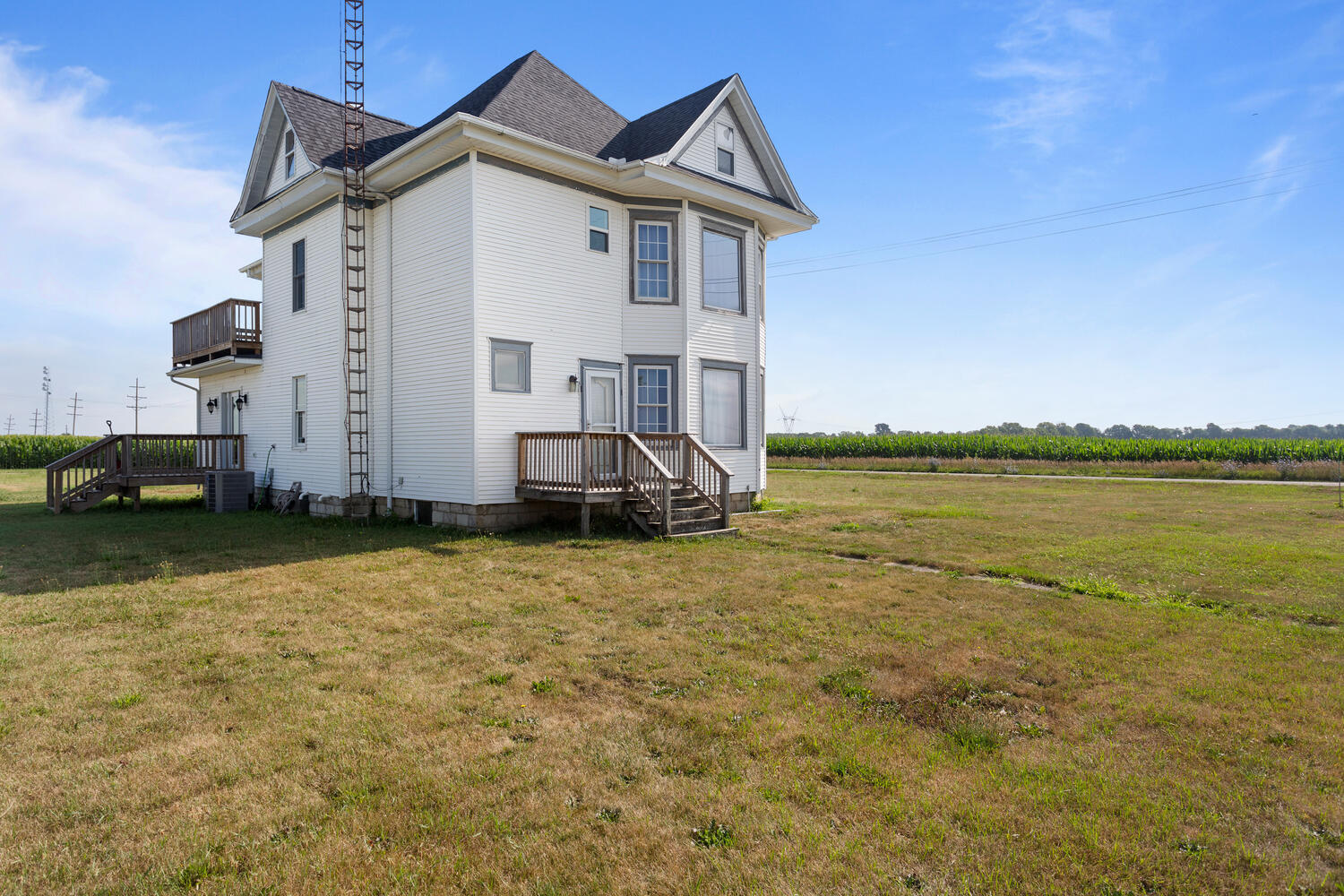 14373 N 1700 East Road, Pontiac, IL 61764