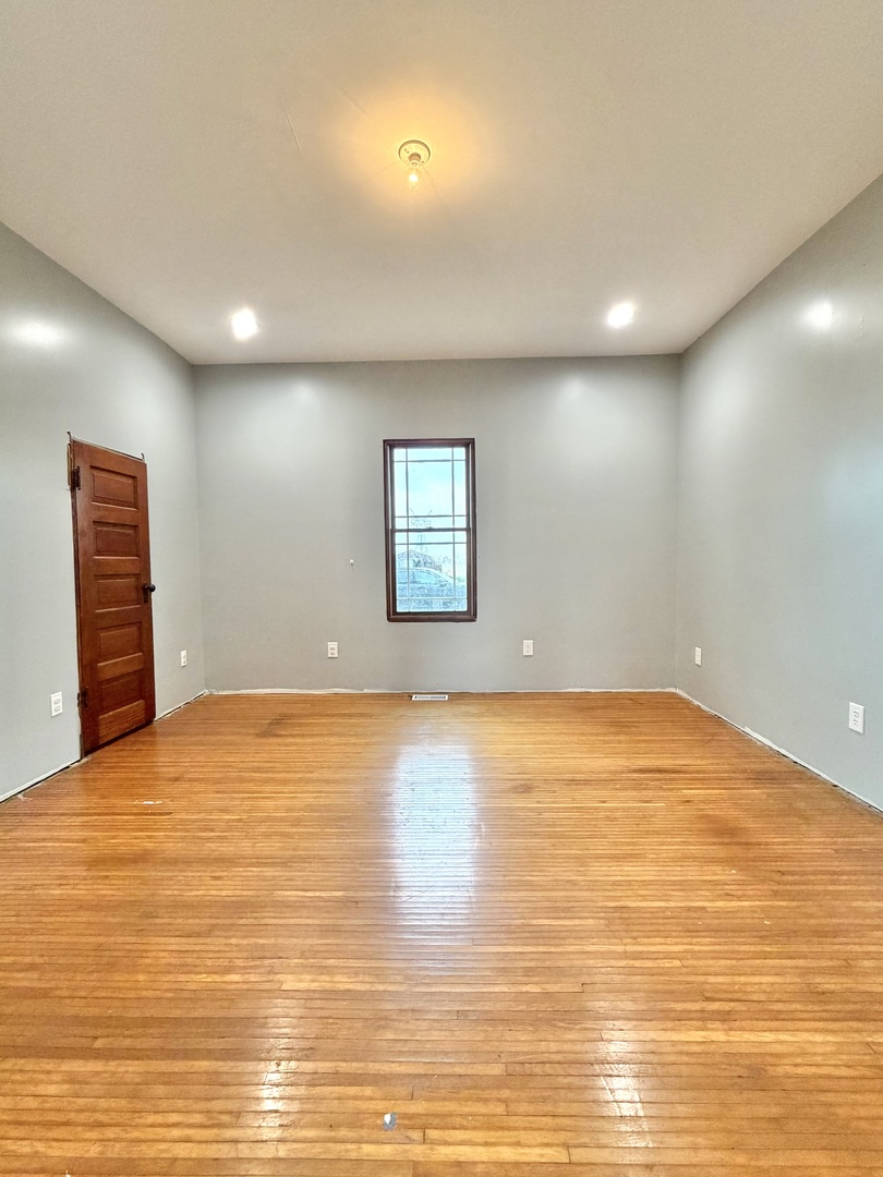 14373 N 1700 East Road, Pontiac, IL 61764