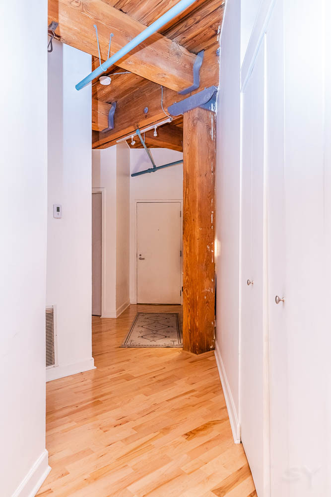 225 W HURON Street #506, Chicago, IL 60654