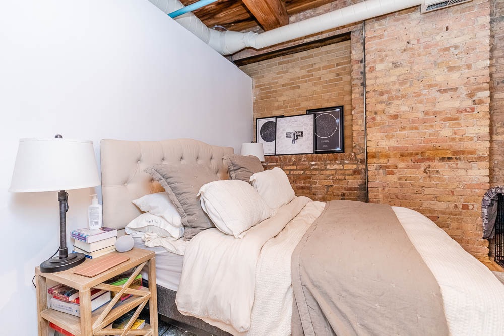 225 W HURON Street #506, Chicago, IL 60654