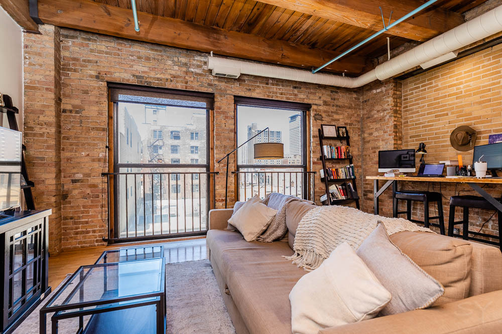 225 W HURON Street #506, Chicago, IL 60654