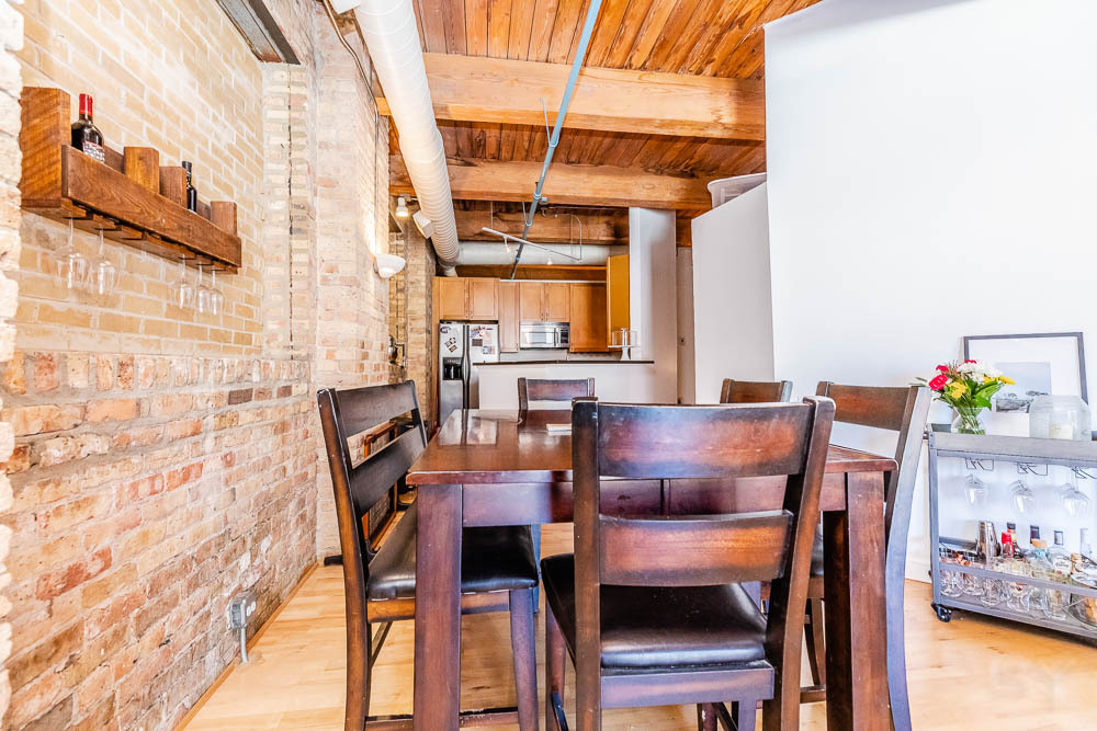 225 W HURON Street #506, Chicago, IL 60654
