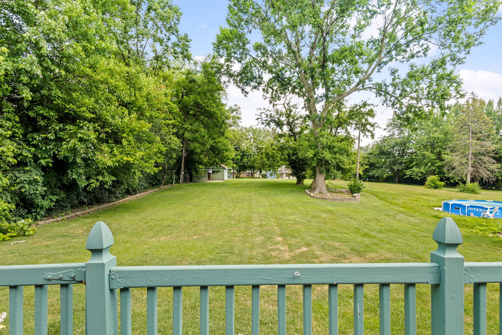 5537 Pershing Avenue, Downers Grove, IL 60516