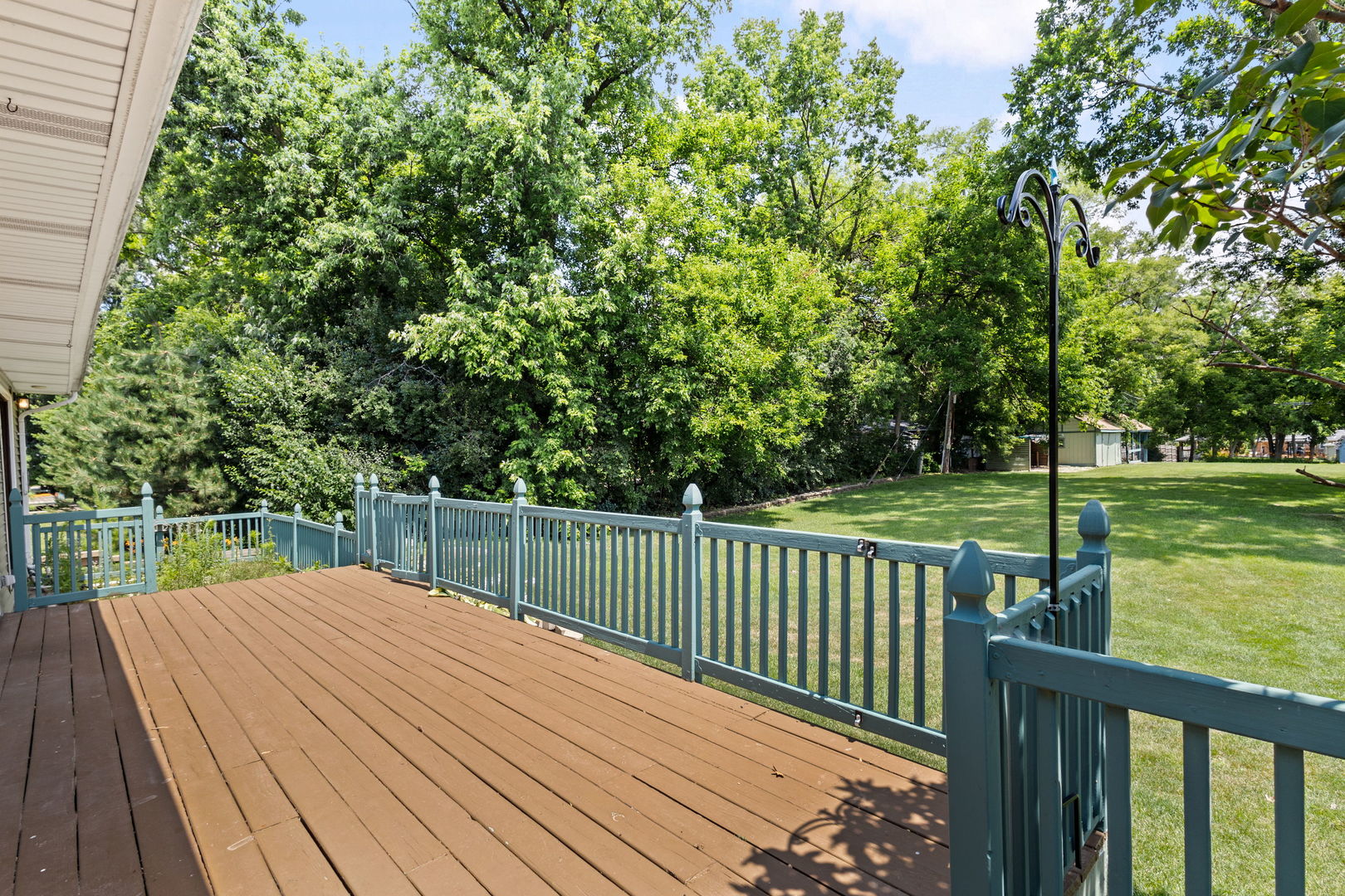 5537 Pershing Avenue, Downers Grove, IL 60516