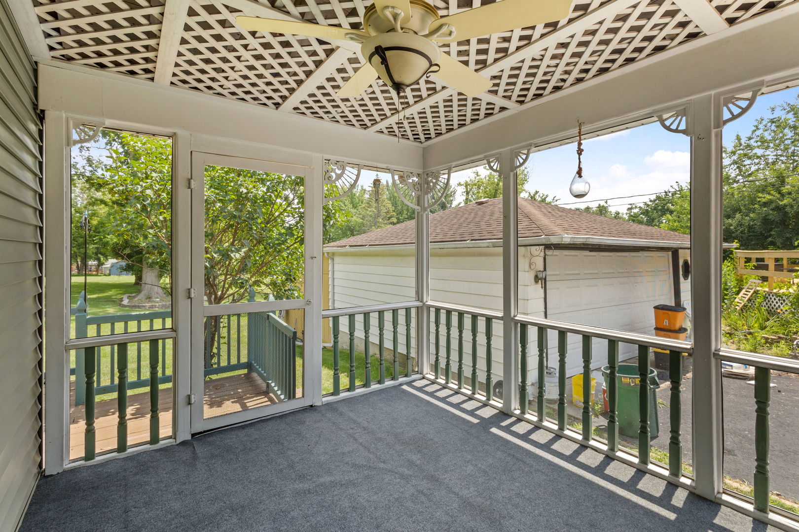 5537 Pershing Avenue, Downers Grove, IL 60516