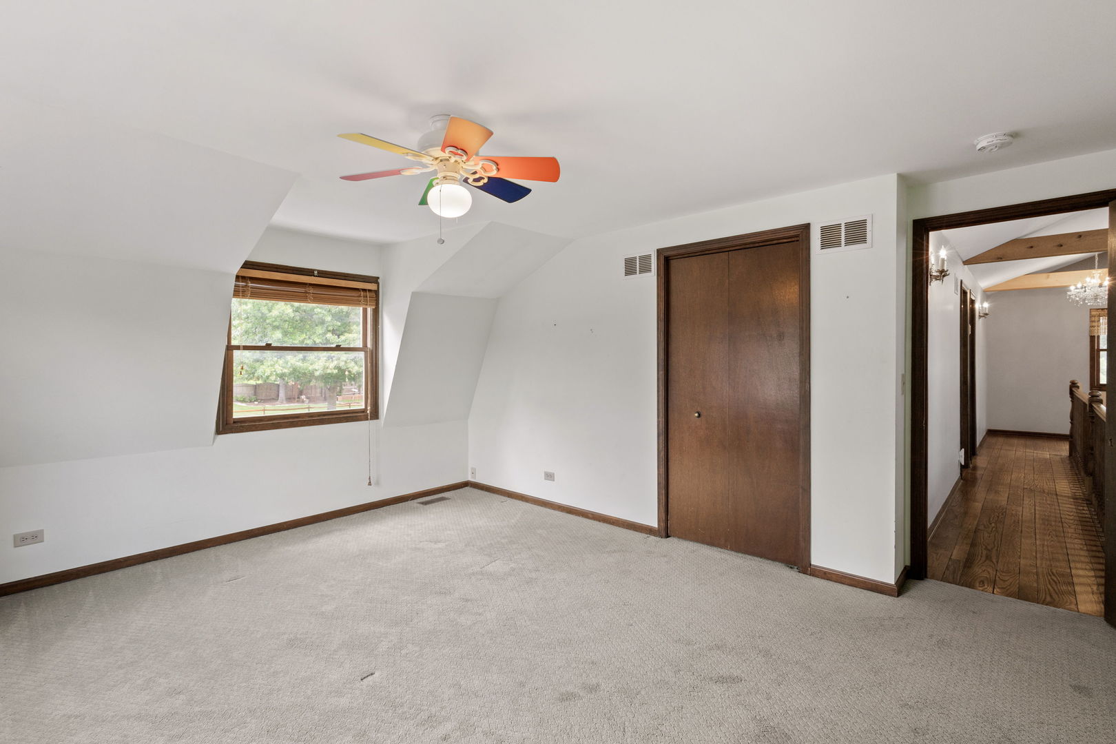 5537 Pershing Avenue, Downers Grove, IL 60516