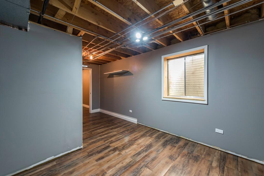 2027 Dawn Lane, Zion, IL 60099