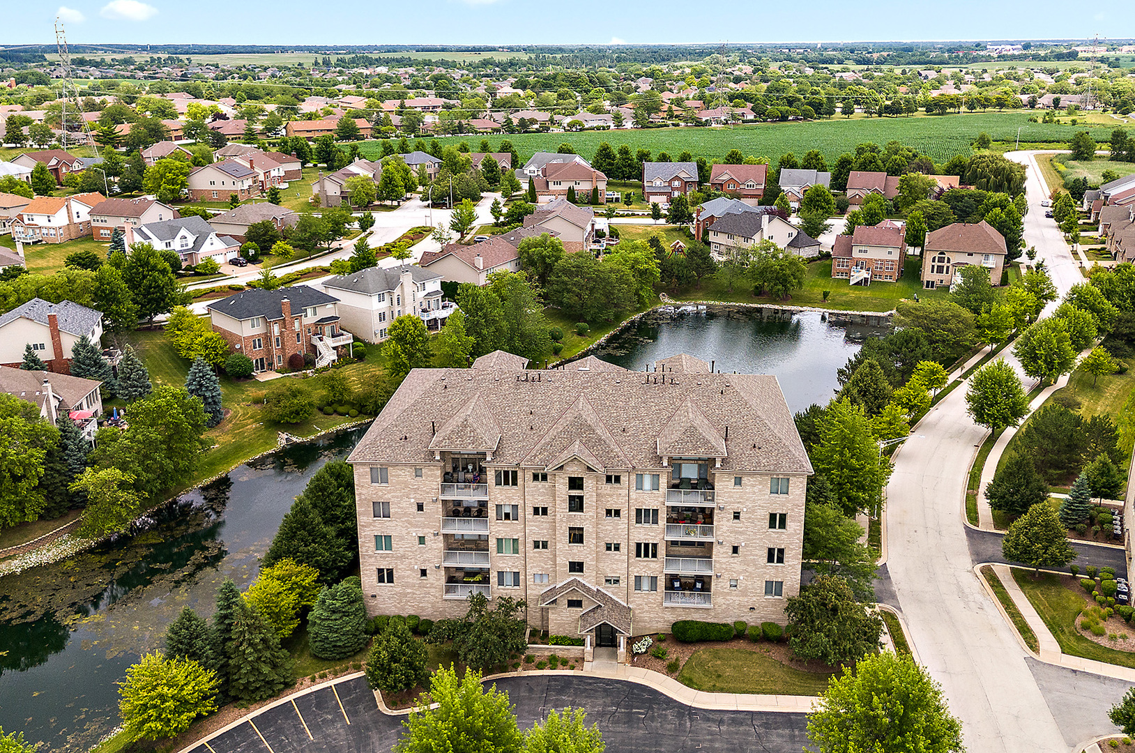 11110 Waters Edge Drive #2A, Orland Park, IL 60467