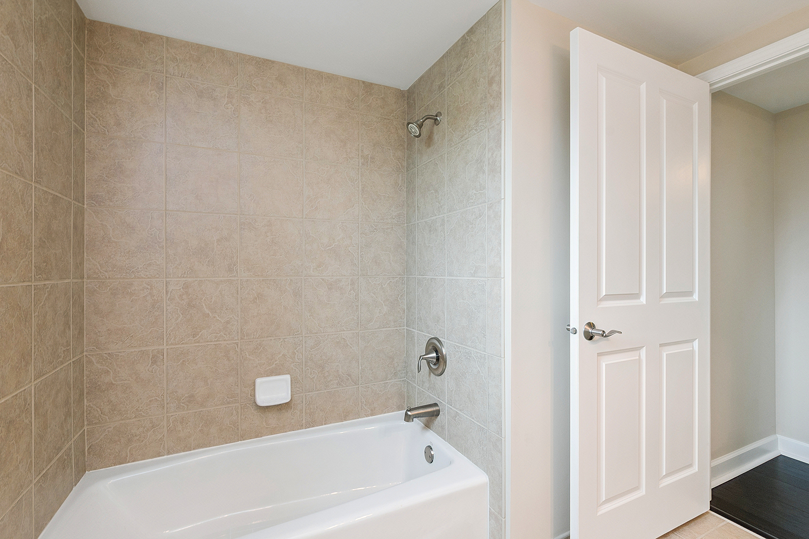 11110 Waters Edge Drive #2A, Orland Park, IL 60467