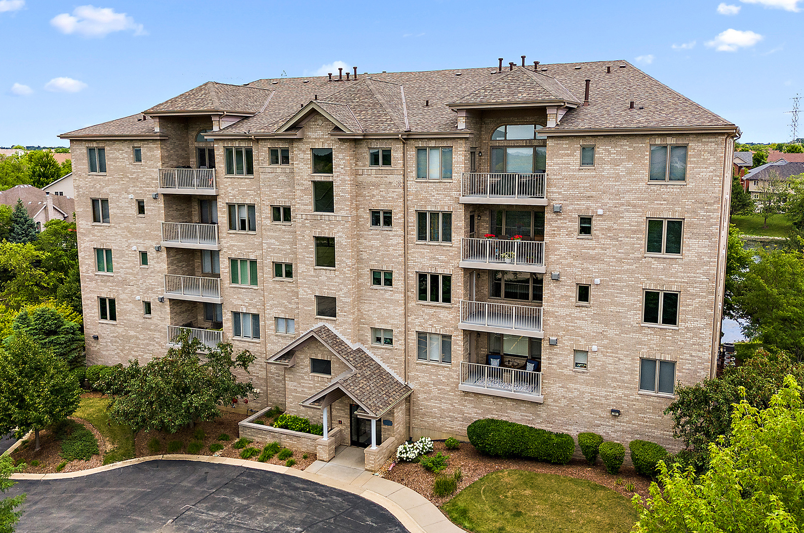 11110 Waters Edge Drive #2A, Orland Park, IL 60467