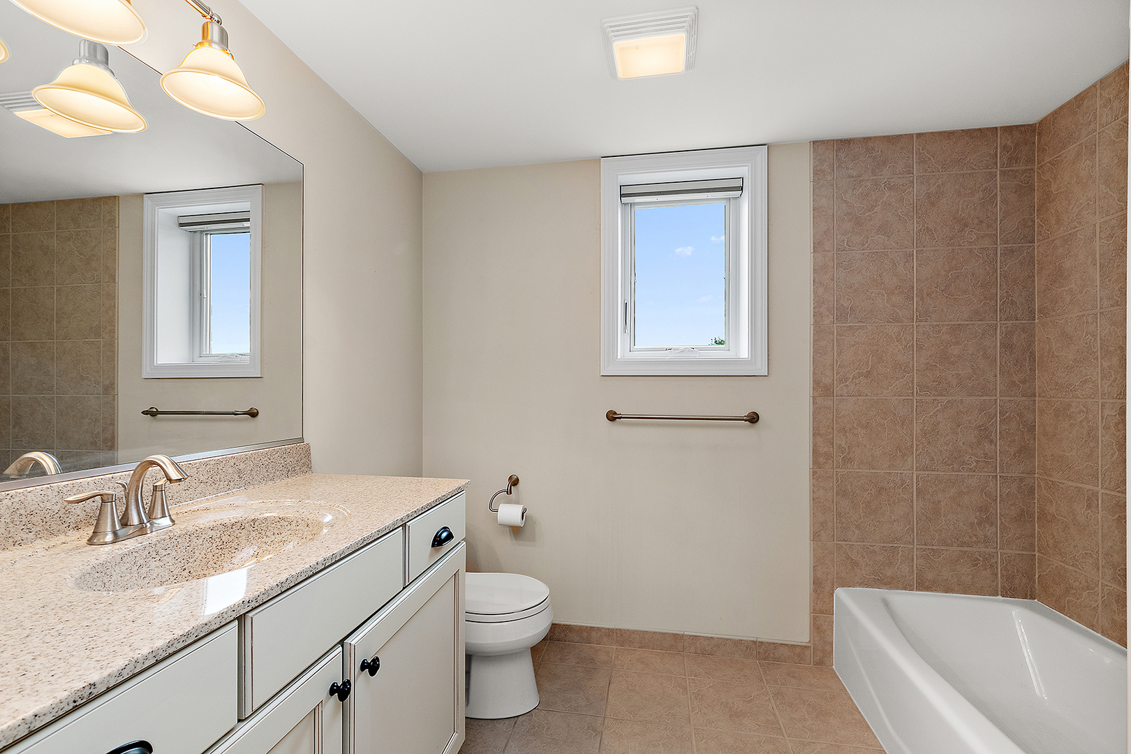 11110 Waters Edge Drive #2A, Orland Park, IL 60467