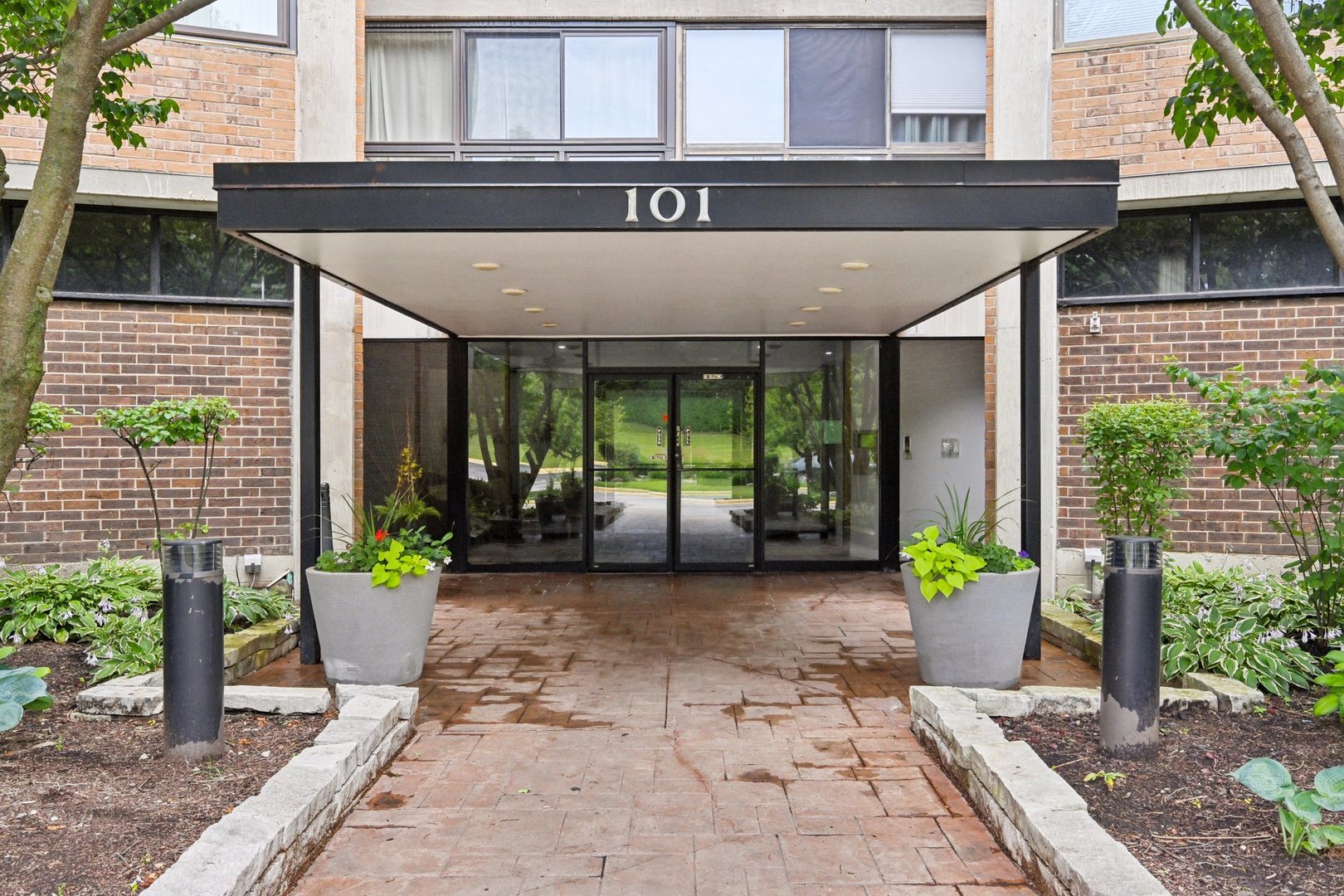 101 Bar Harbour Road #5N, Schaumburg, IL 60193