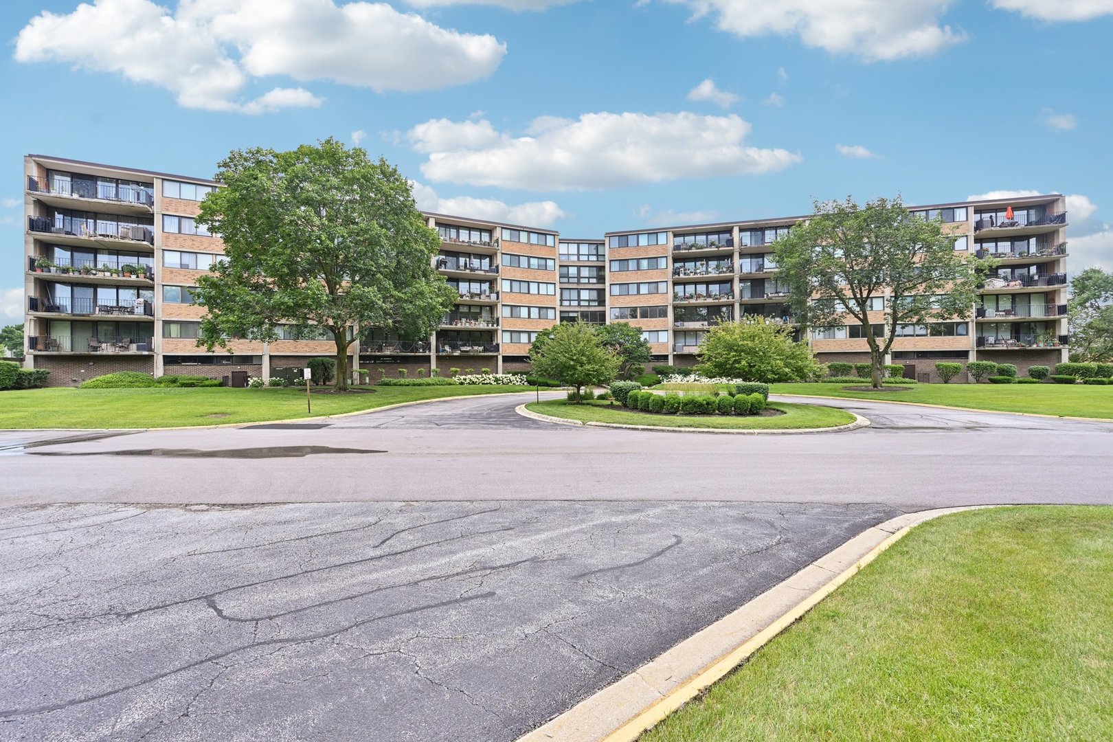 101 Bar Harbour Road #5N, Schaumburg, IL 60193