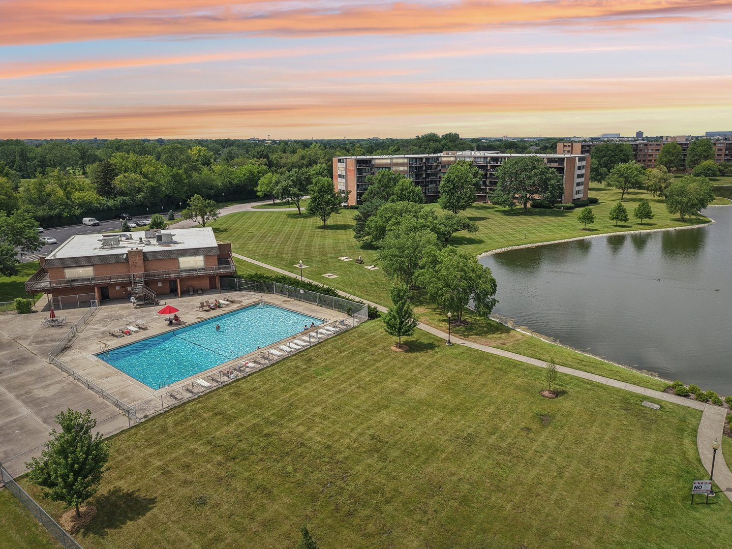 101 Bar Harbour Road #5N, Schaumburg, IL 60193