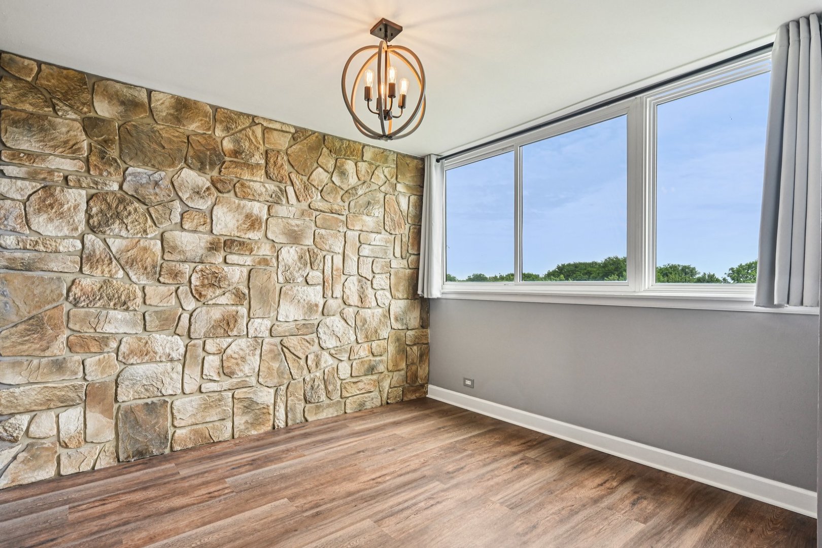 101 Bar Harbour Road #5N, Schaumburg, IL 60193