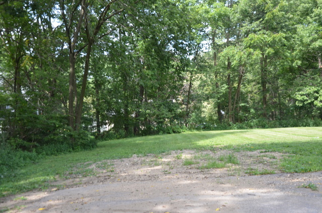 170 Chicago Road, Oswego, IL 60543