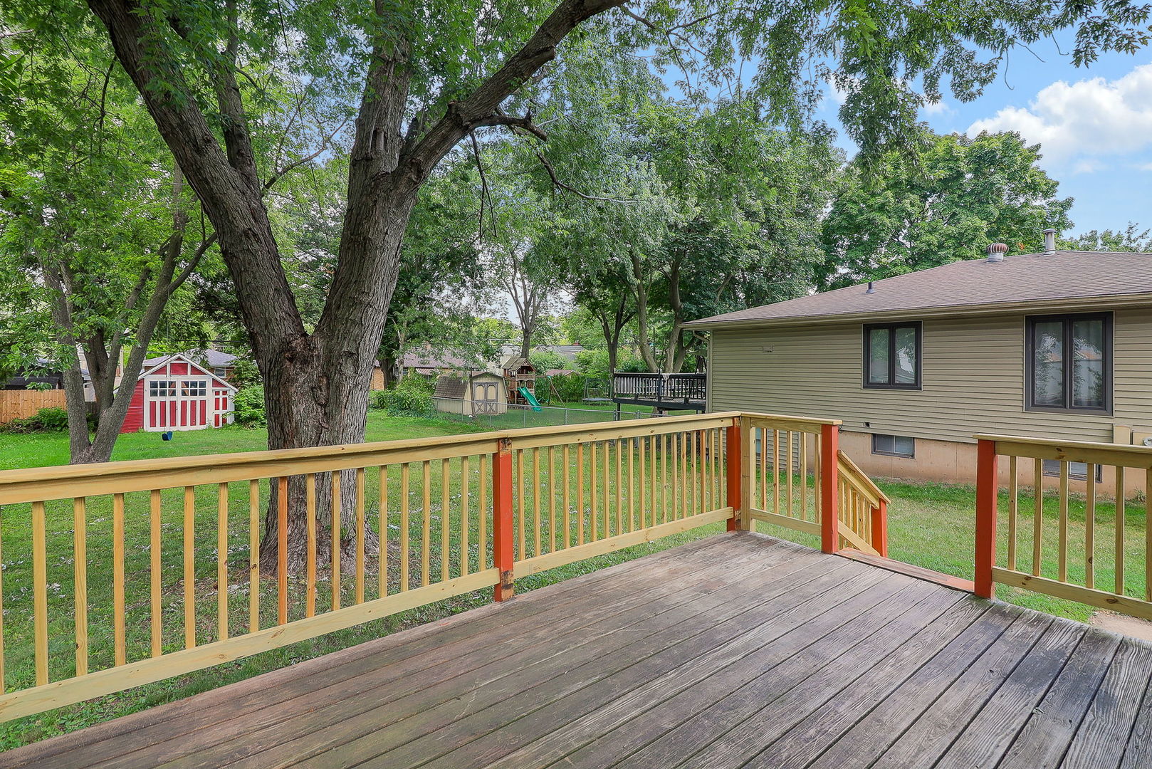 528 5th Street, Aurora, IL 60505