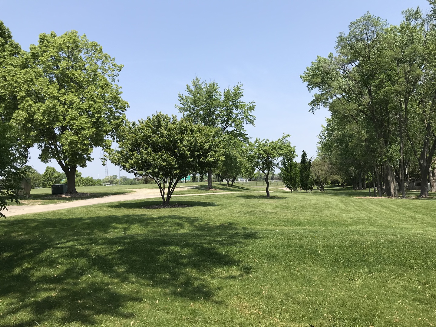 1326 W Central Road, Mount Prospect, IL 60056