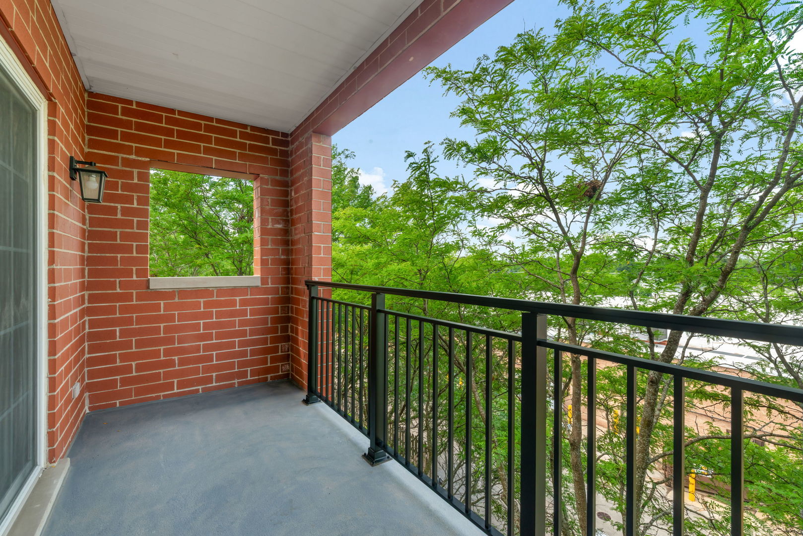 55 S Hale Street #403, Palatine, IL 60067
