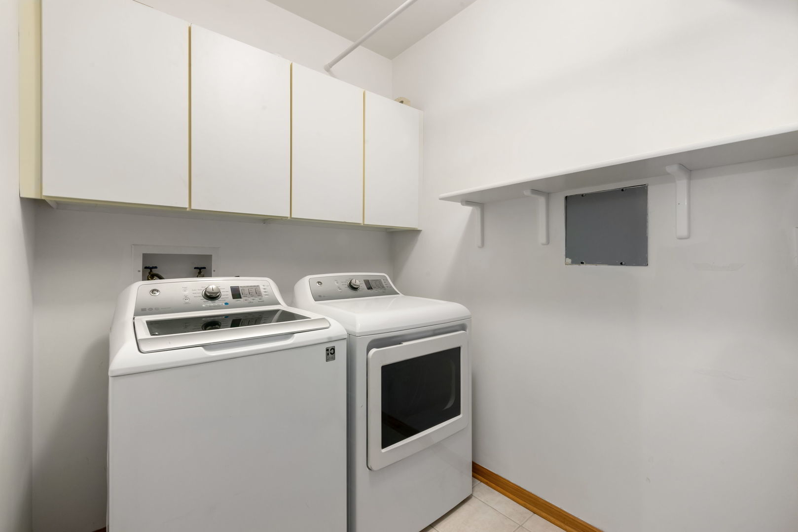 55 S Hale Street #403, Palatine, IL 60067