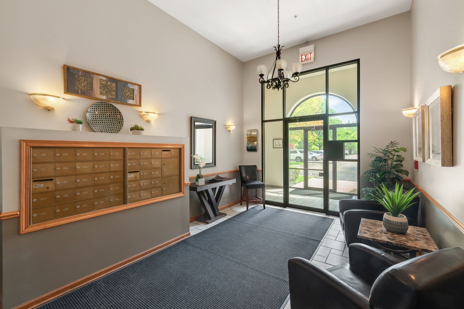 55 S Hale Street #403, Palatine, IL 60067