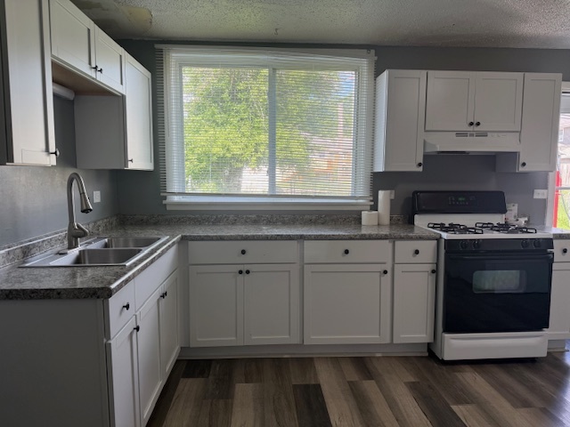 622 N Pine Street, Waukegan, IL 60085