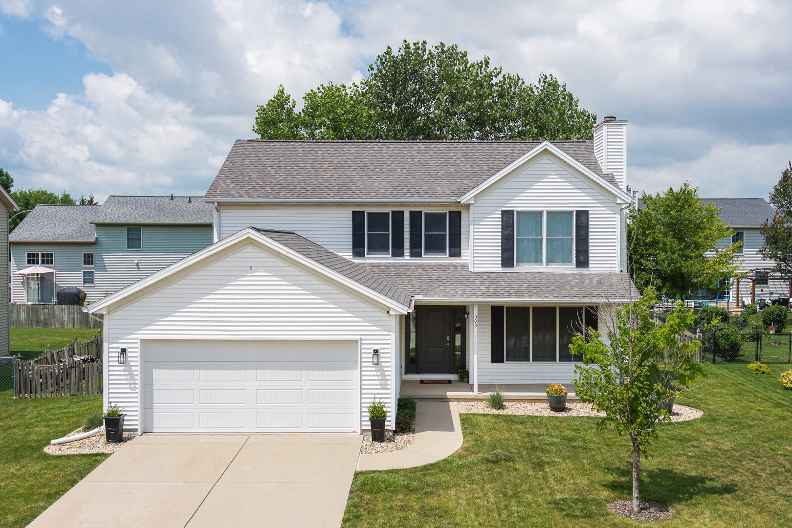 1503 Bear Creek Drive, Bloomington, IL 61704