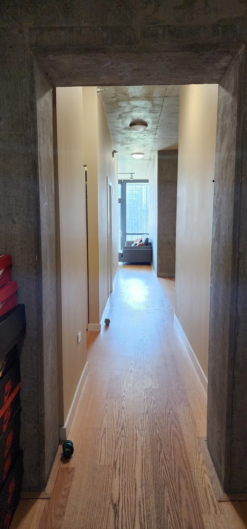 235 W Van Buren Street #2209, Chicago, IL 60607