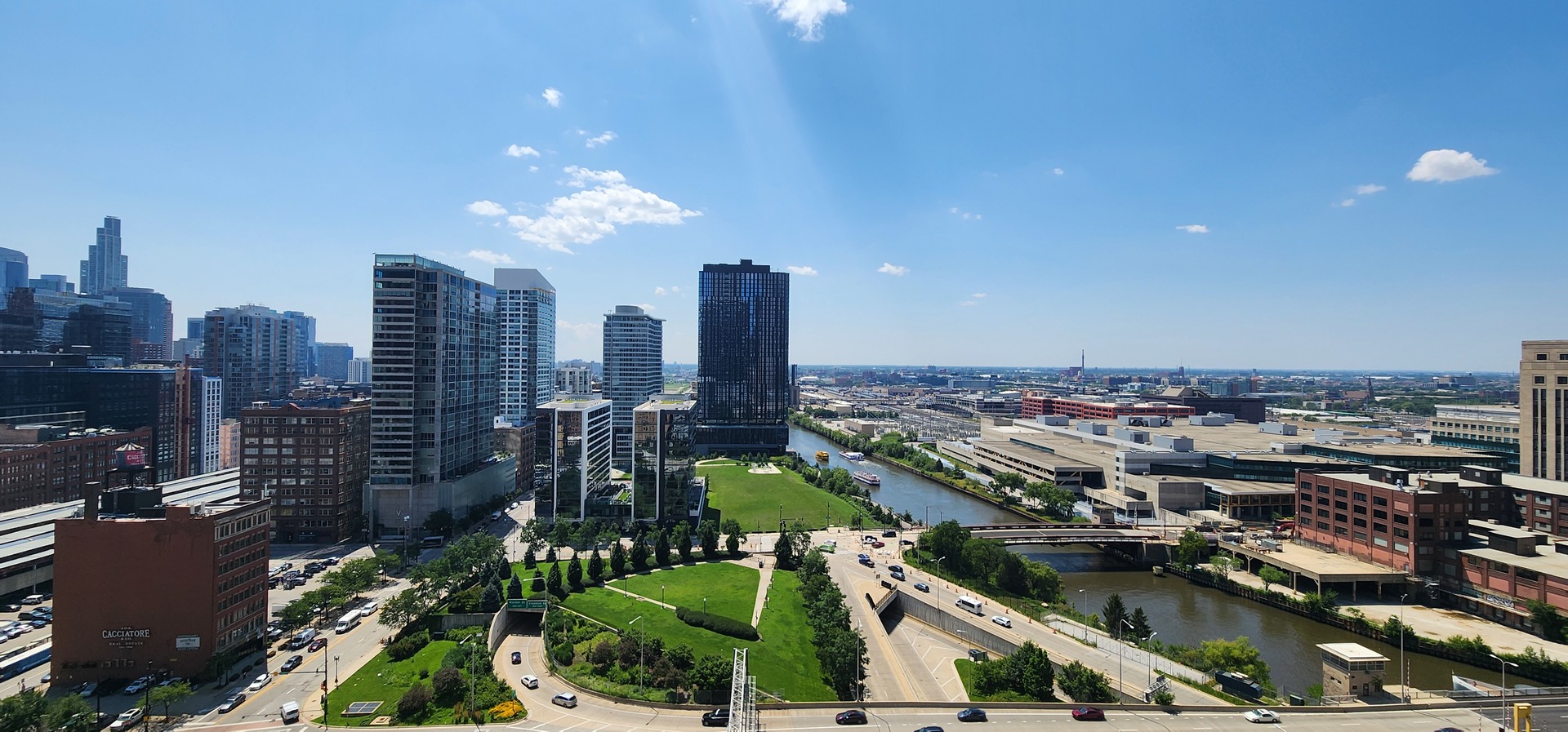 235 W Van Buren Street #2209, Chicago, IL 60607