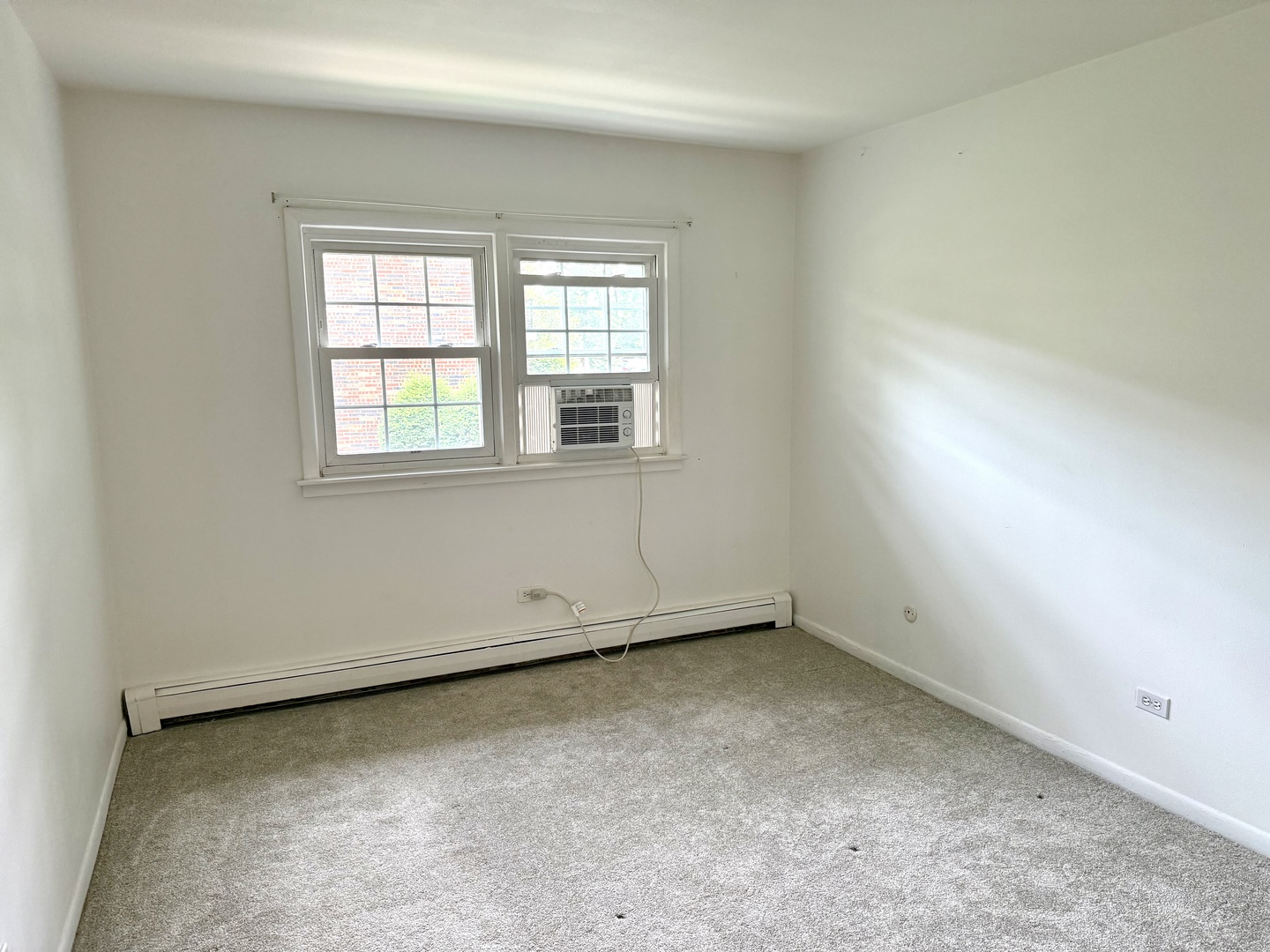 2331 Ogden Avenue #7, Downers Grove, IL 60515