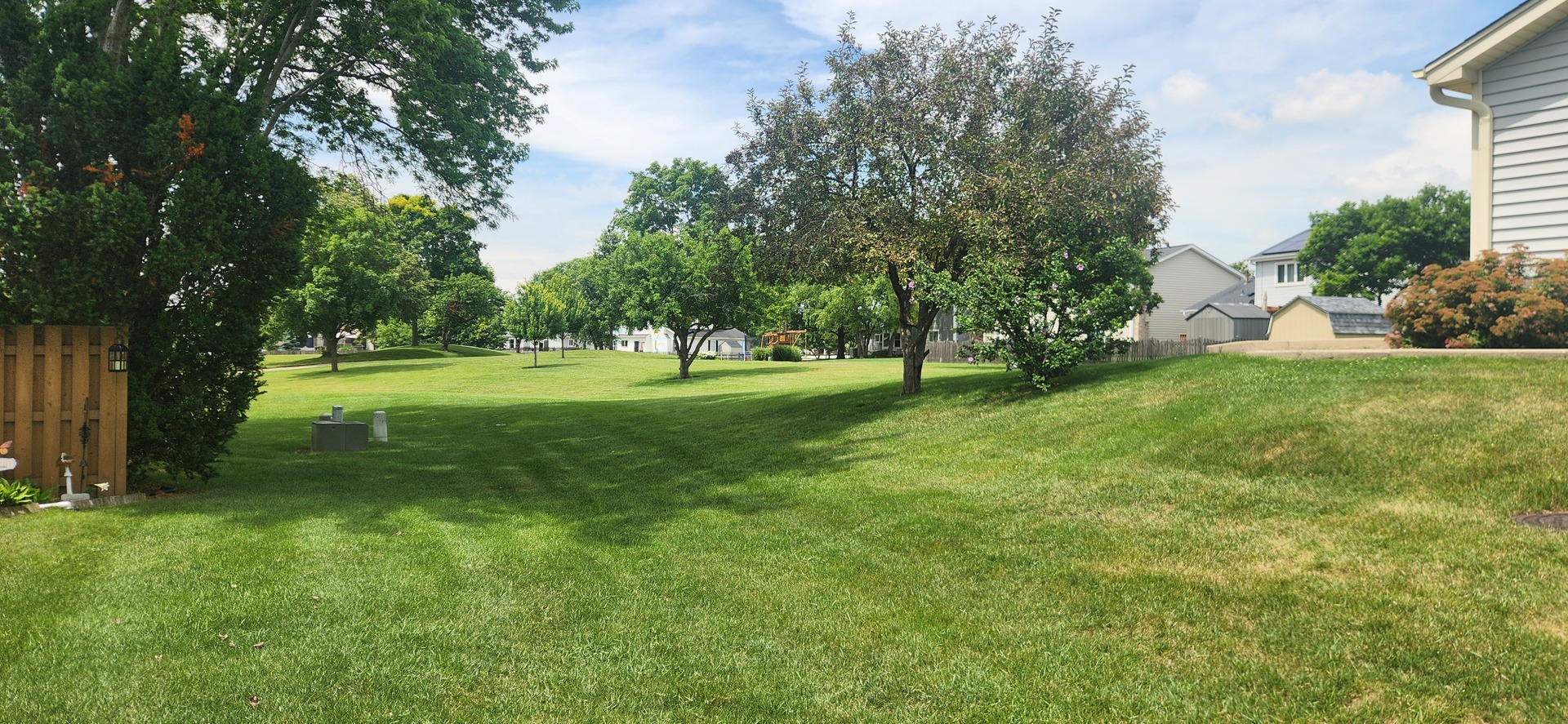 498 Stone Gate Circle, Schaumburg, IL 60193