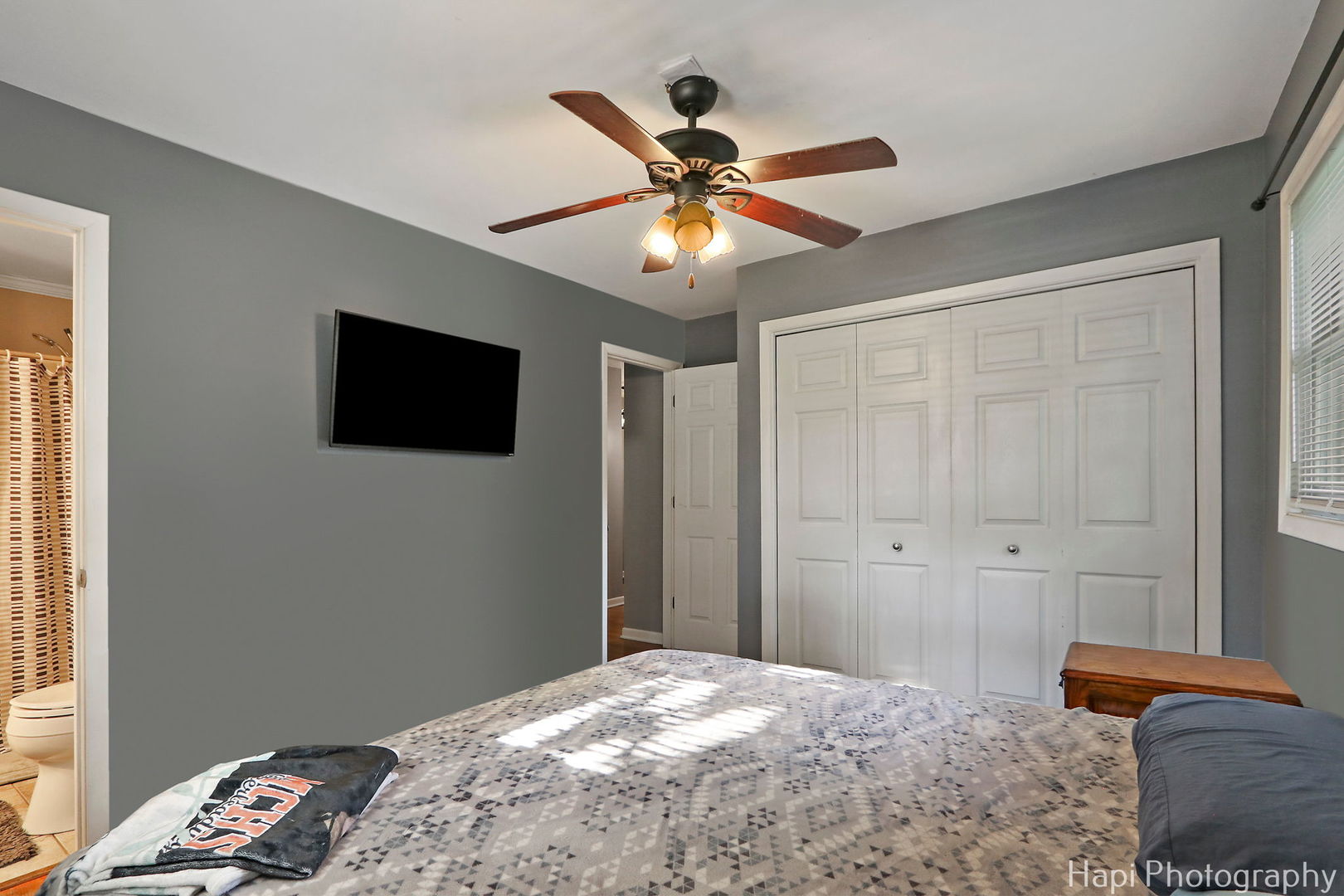 7101 Hiawatha Drive, Wonder Lake, IL 60097
