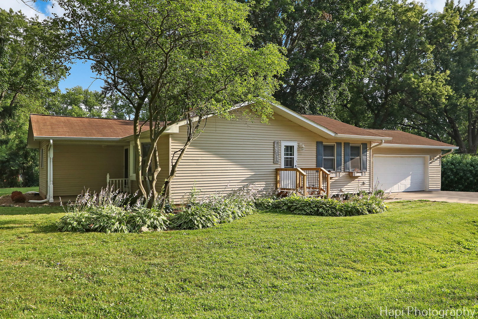 7101 Hiawatha Drive, Wonder Lake, IL 60097