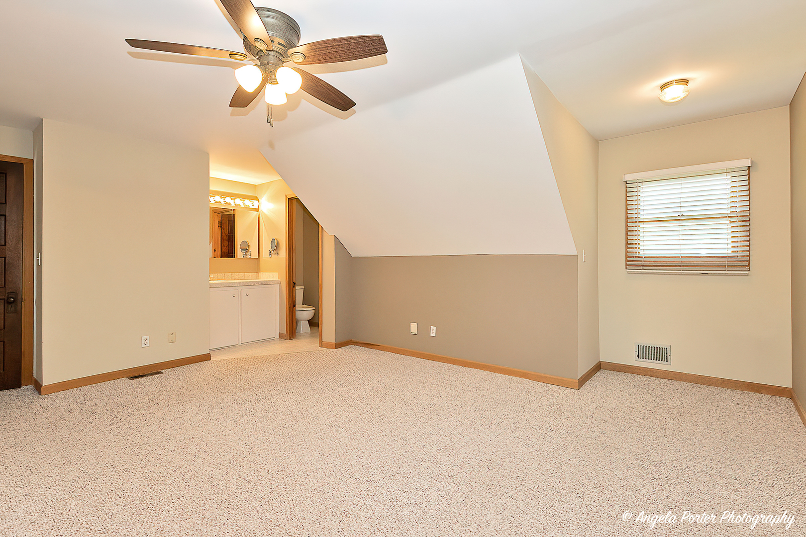 3619 Overlook Drive, Richmond, IL 60071