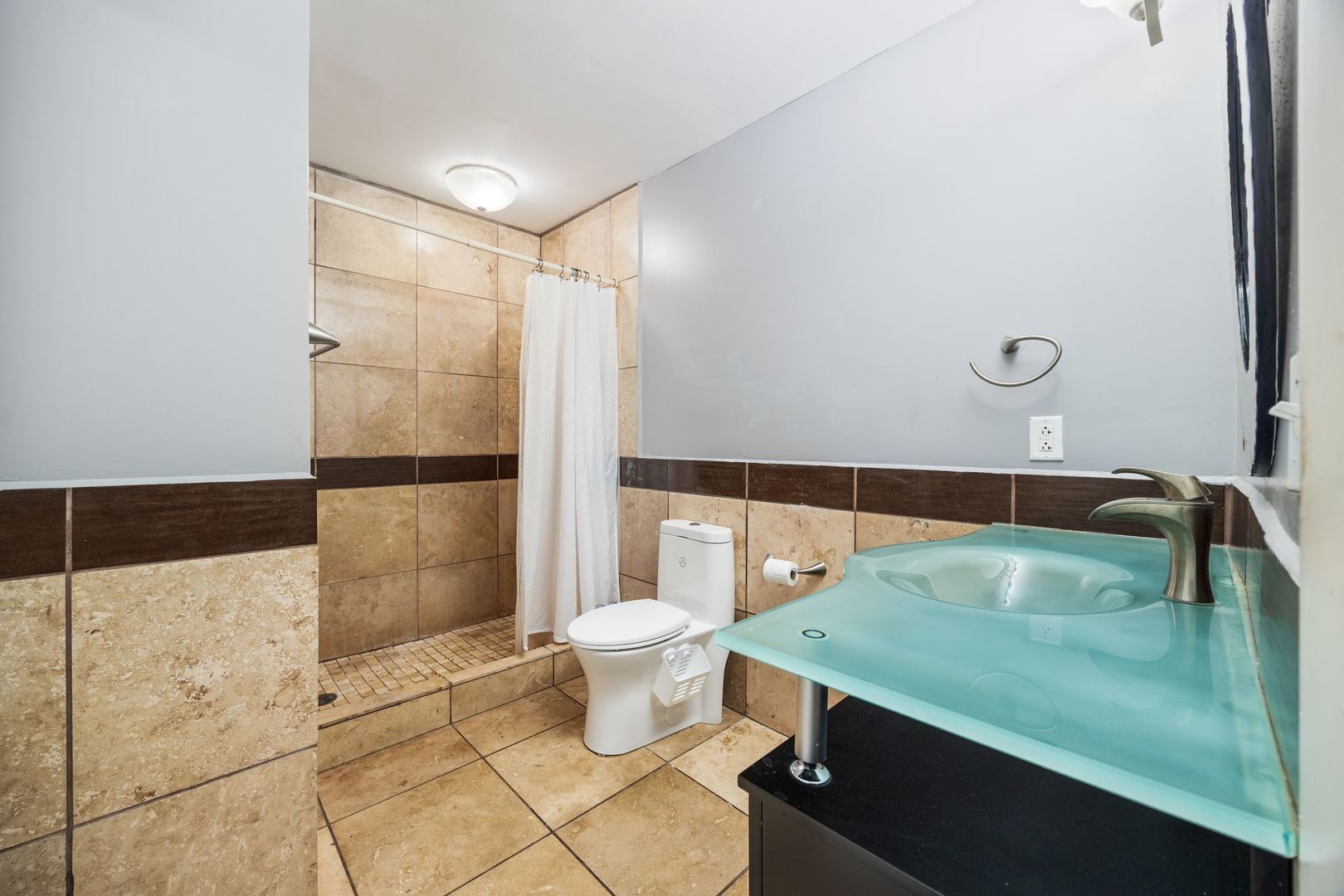 2390 Buttercup Court, Aurora, IL 60506