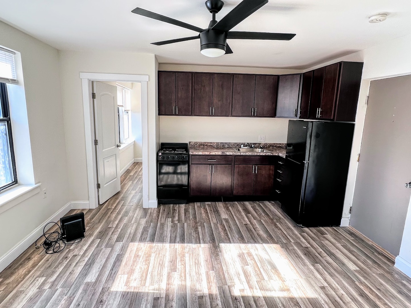 3933 N Clarendon Avenue #104, Chicago, IL 60613