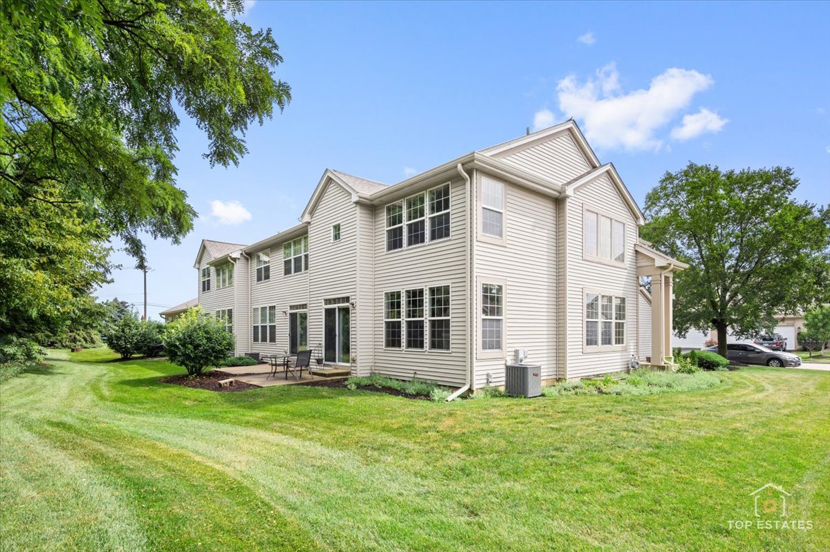 2039 Muirfield Drive, Yorkville, IL 60560