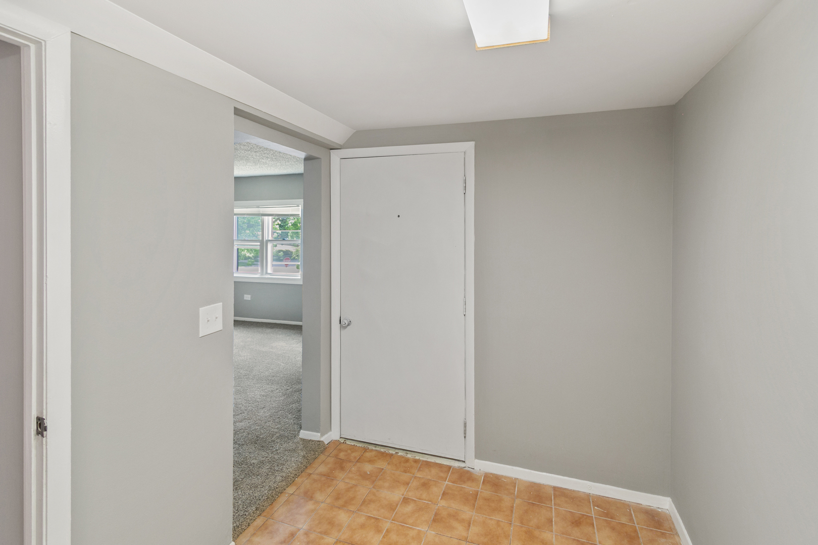 621 Oneida Street #2, Joliet, IL 60435