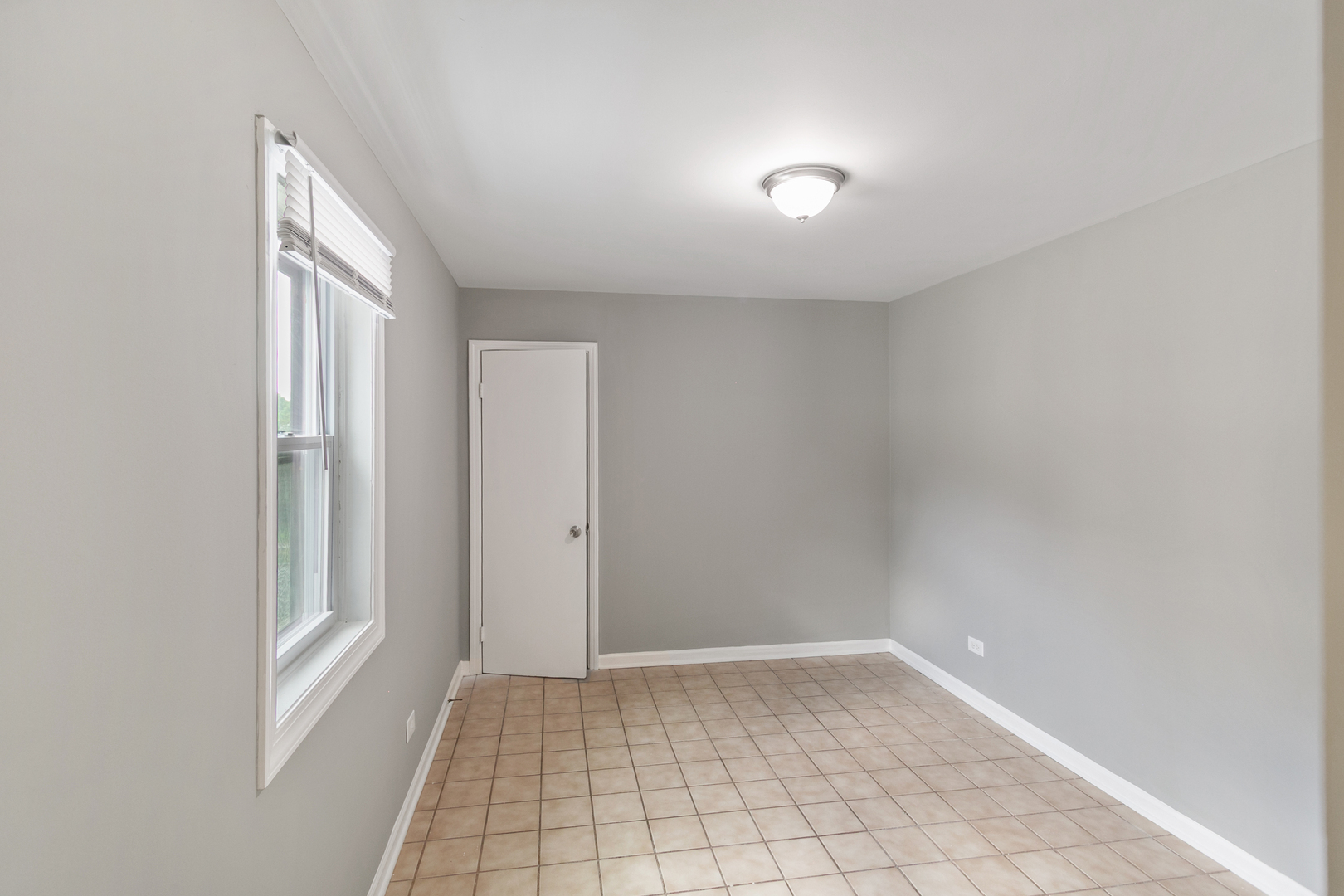 621 Oneida Street #2, Joliet, IL 60435