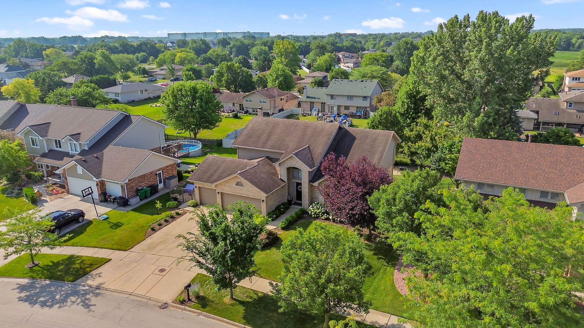7465 Bayfield Drive, Tinley Park, IL 60487