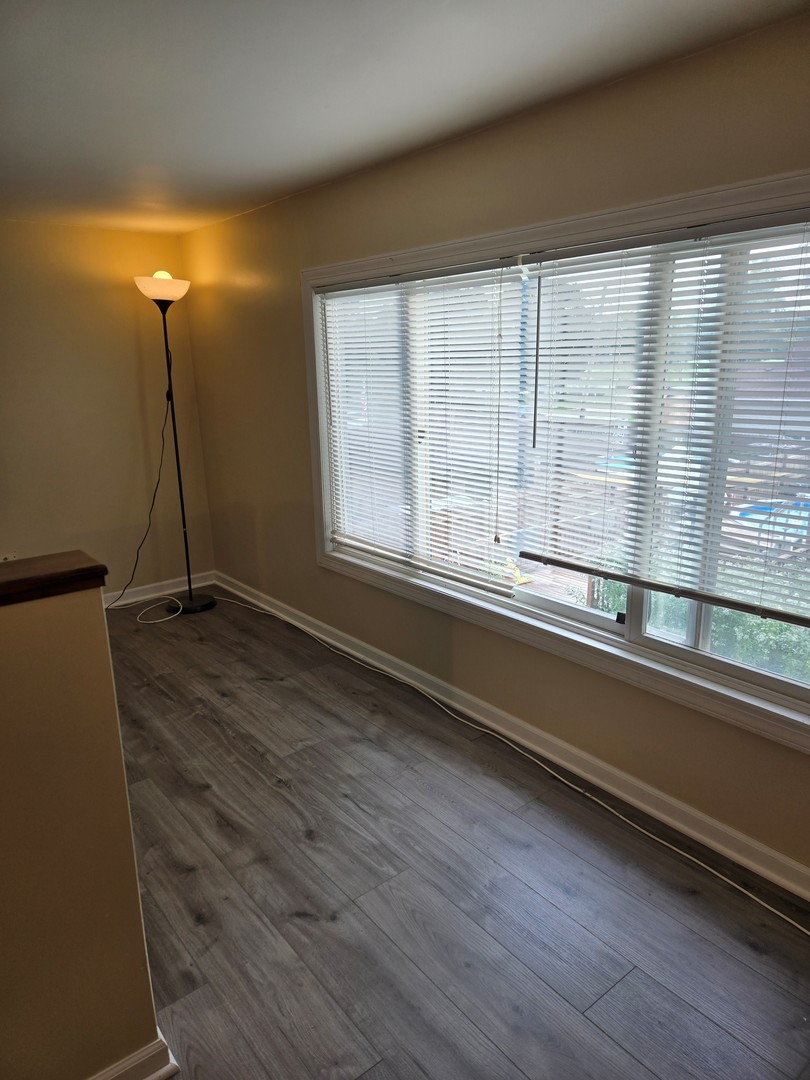 452 S Walnut Street, Bensenville, IL 60106