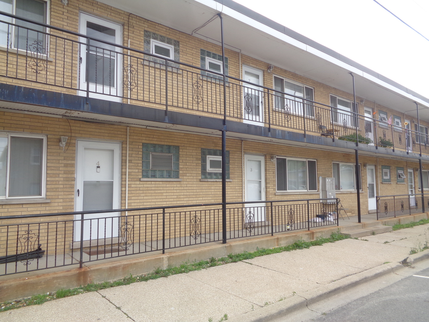 5720 W 95th Street #3, Oak Lawn, IL 60453