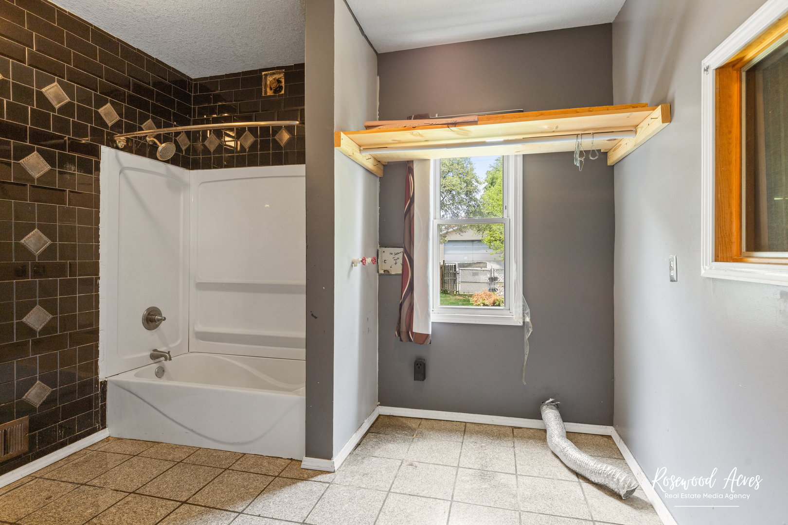 435 S Poplar Avenue, Kankakee, IL 60901