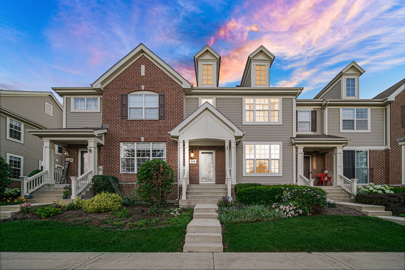 322 S Prospect Avenue, Bartlett, IL 60103